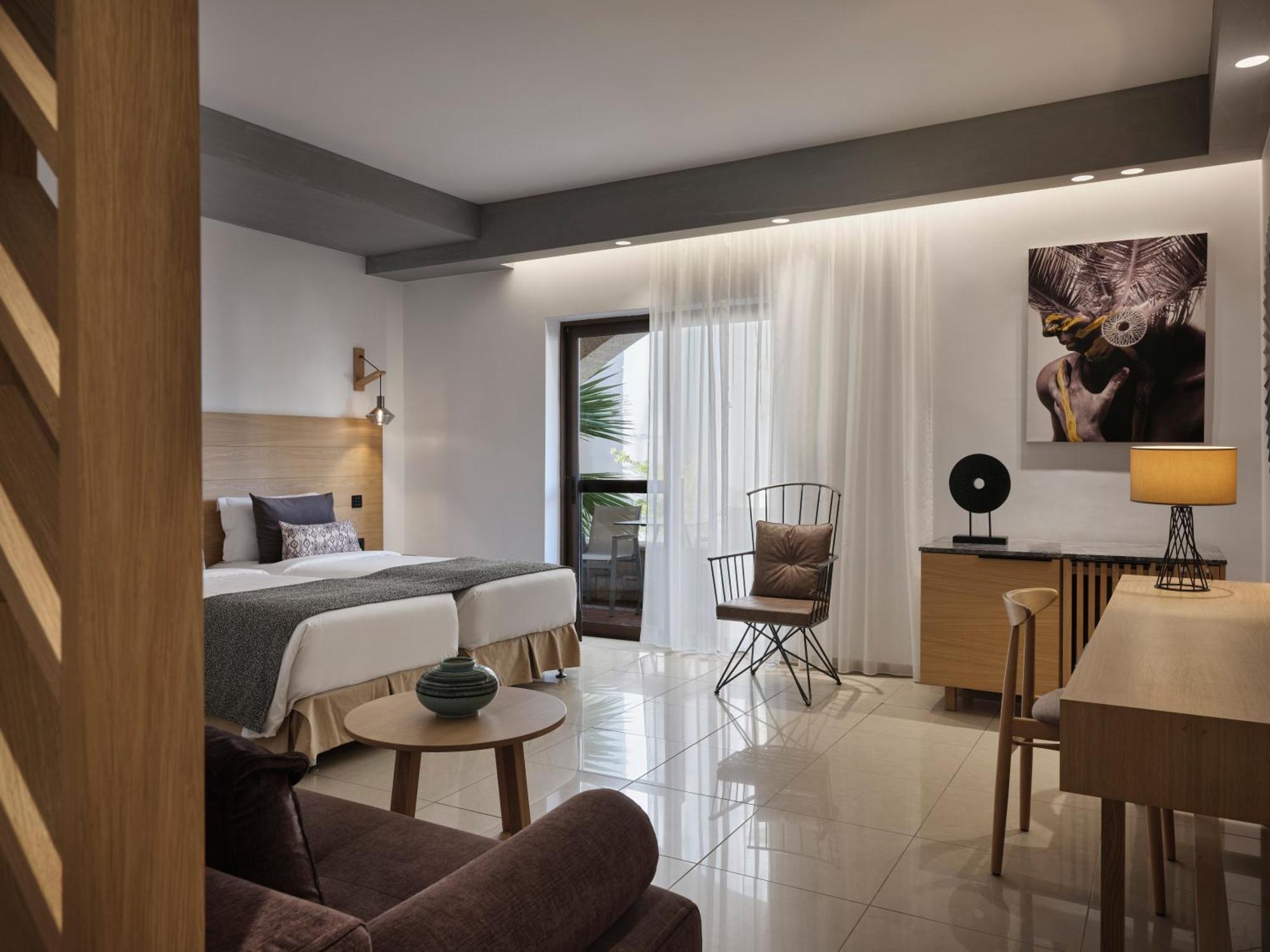 Atlantica Caldera Palace Hersonissos  Ngoại thất bức ảnh