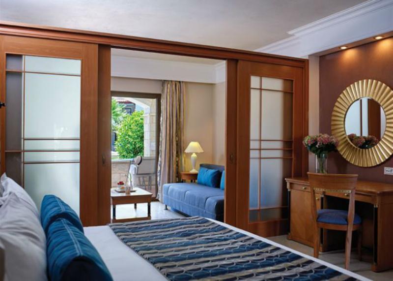 Atlantica Caldera Palace Hersonissos  Ngoại thất bức ảnh